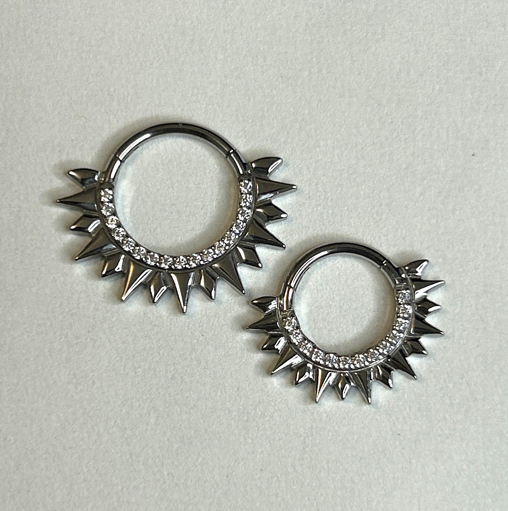 316L Steel 16g Sunburst Gem Clicker