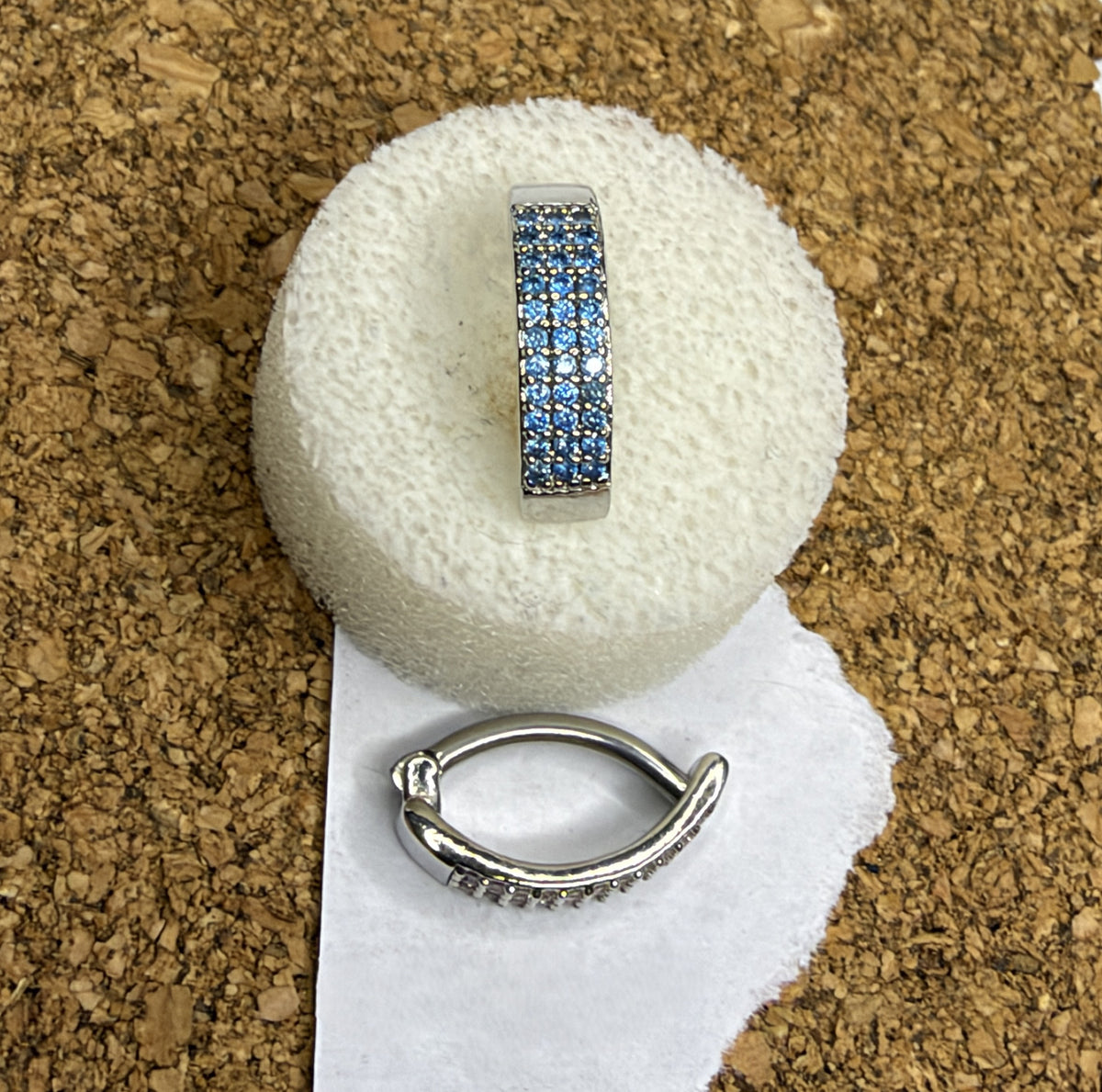 14g Steel Pavé Crystal Belly Clicker