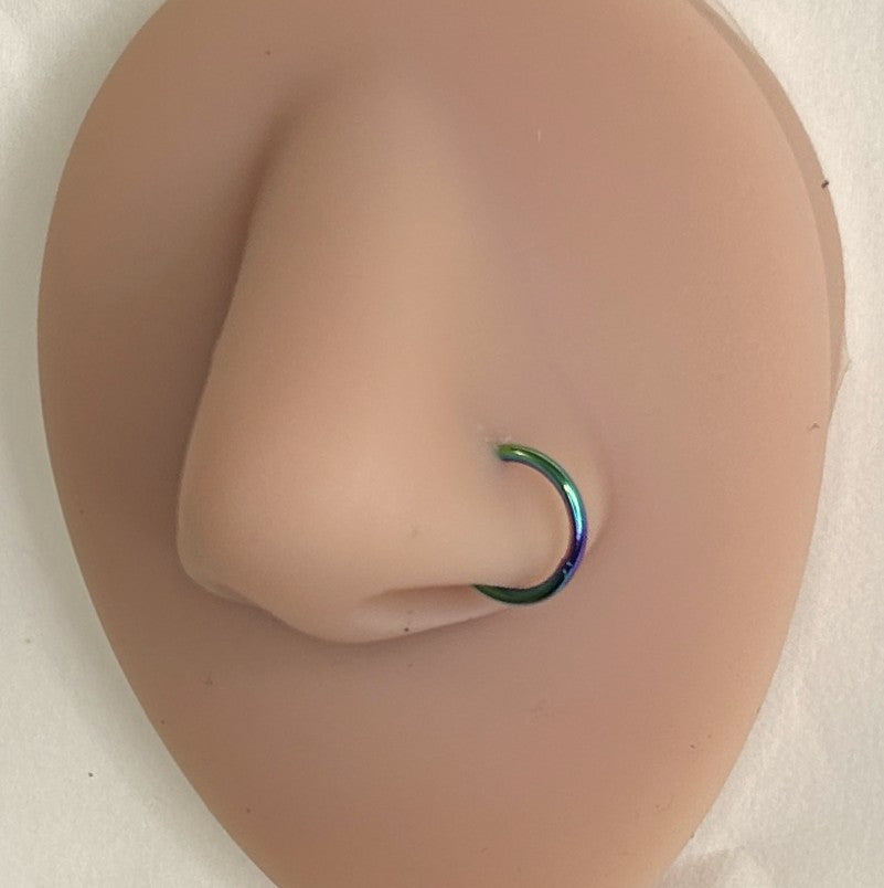 Steel clicker nose hoops