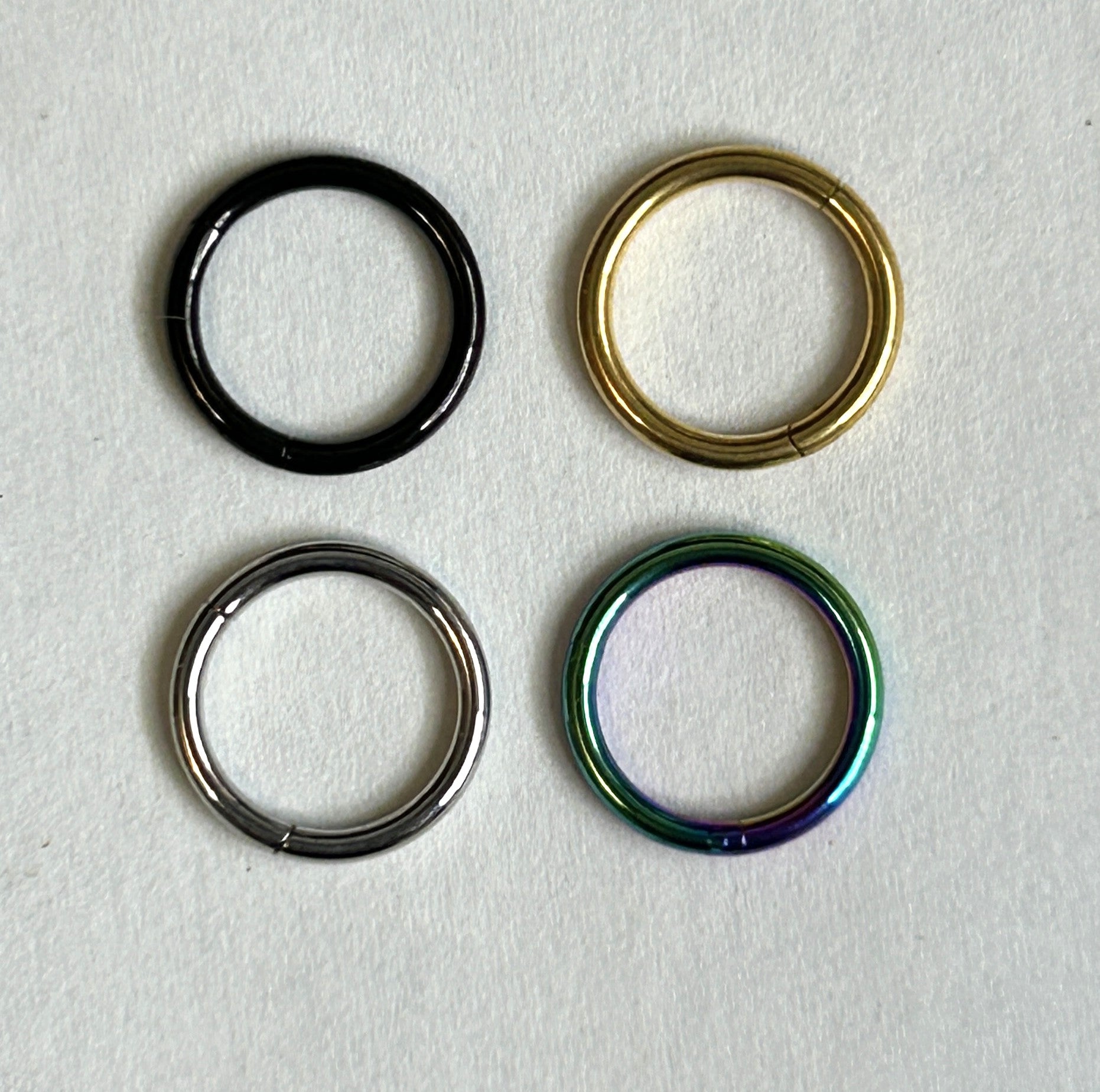Steel clicker nose hoops