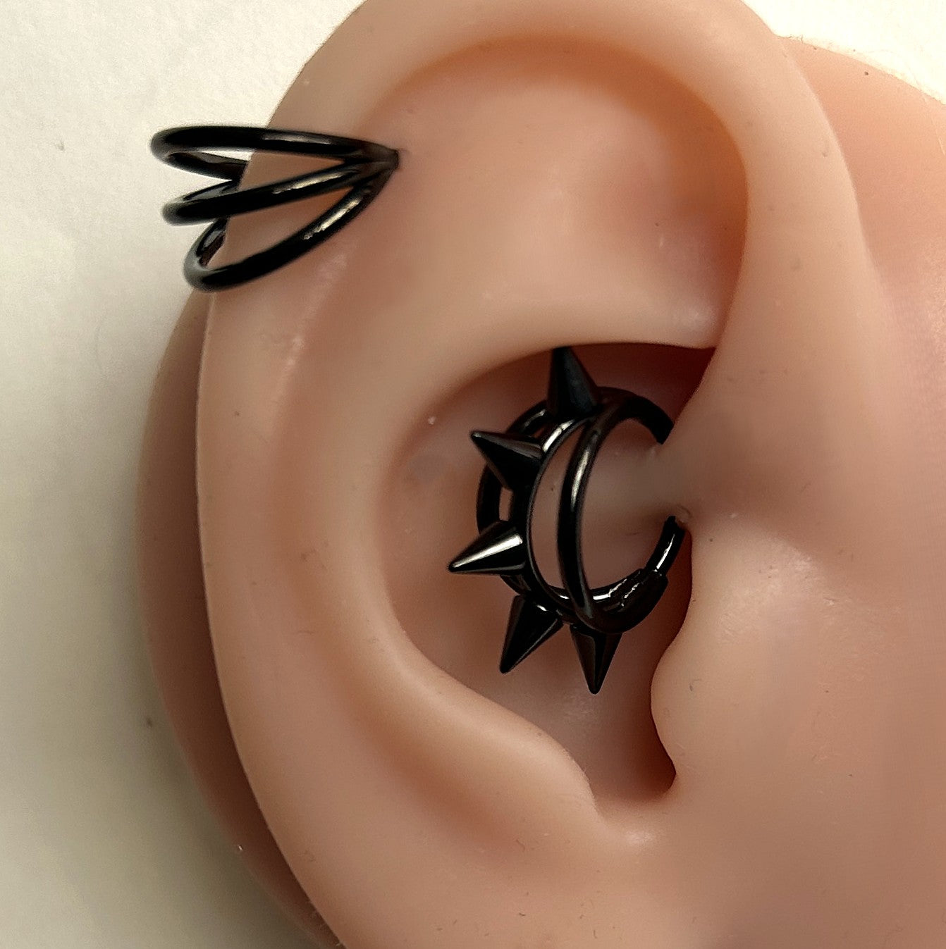 Titanium Triple Spiked Clicker Hoop