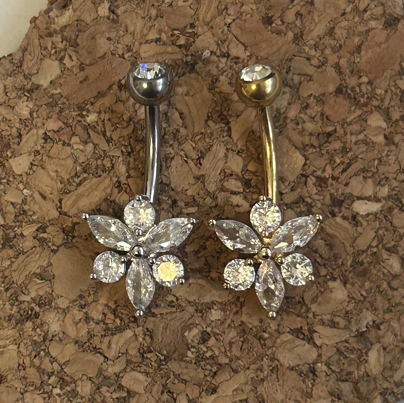 Titanium Flower Belly Ring – 6-Gemstone Gold