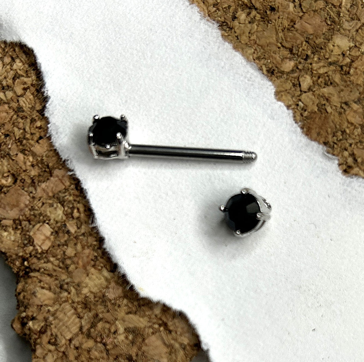 14g Steel Prong-Set Gem Nipple Barbell – 14mm