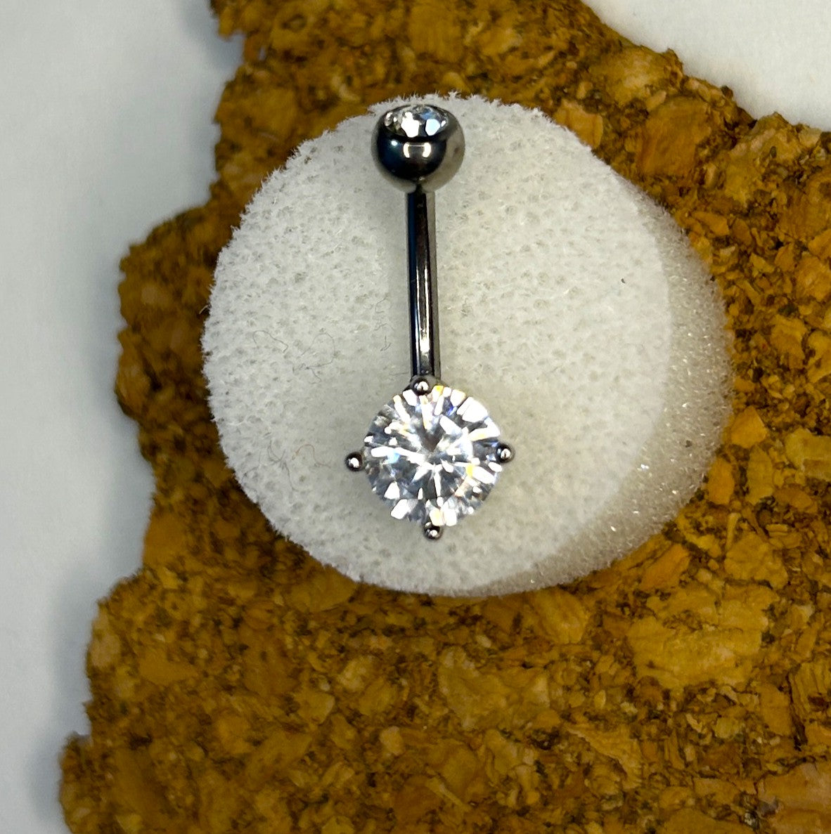 Titanium Classic Belly Ring – 3mm & 6mm Prong-Set Beads