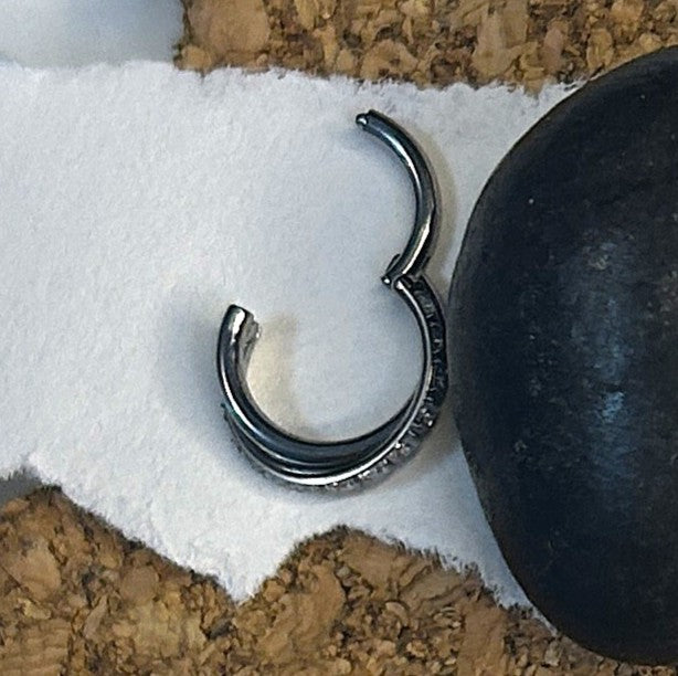Titanium 16g Twisted Gem Clicker