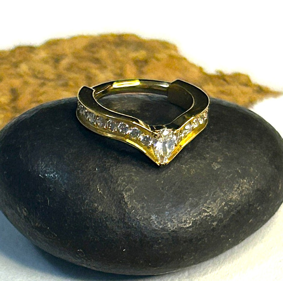 Titanium Chevron Clicker