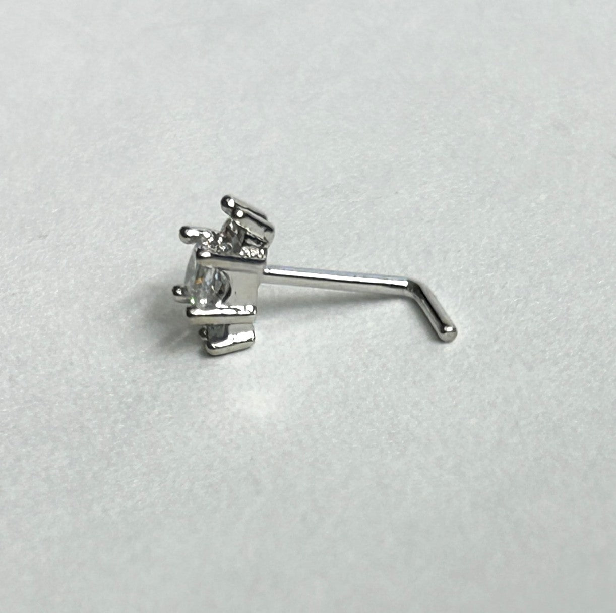 Graduated Triple Square Gem Nose Ring — Steel L-Bend