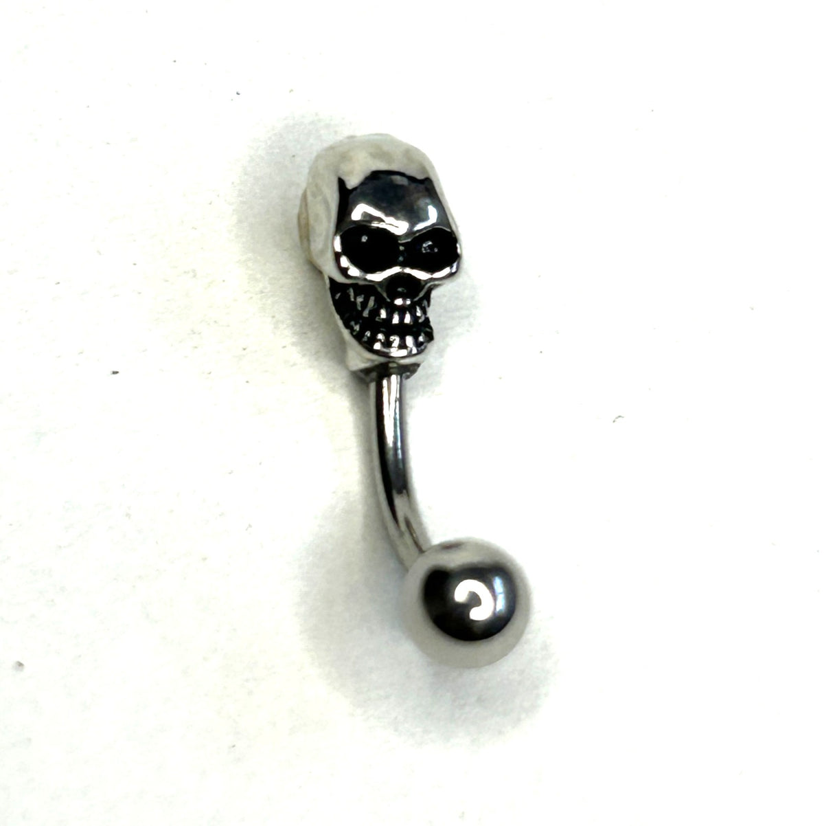 Curved Bar 316L Surgical Steel 16g Skull